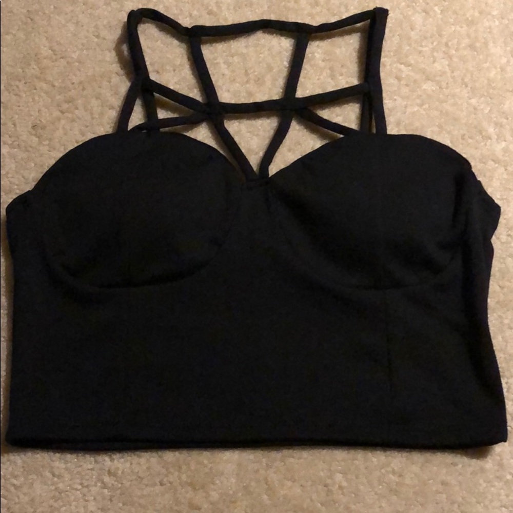 🌈Black crop top🌈